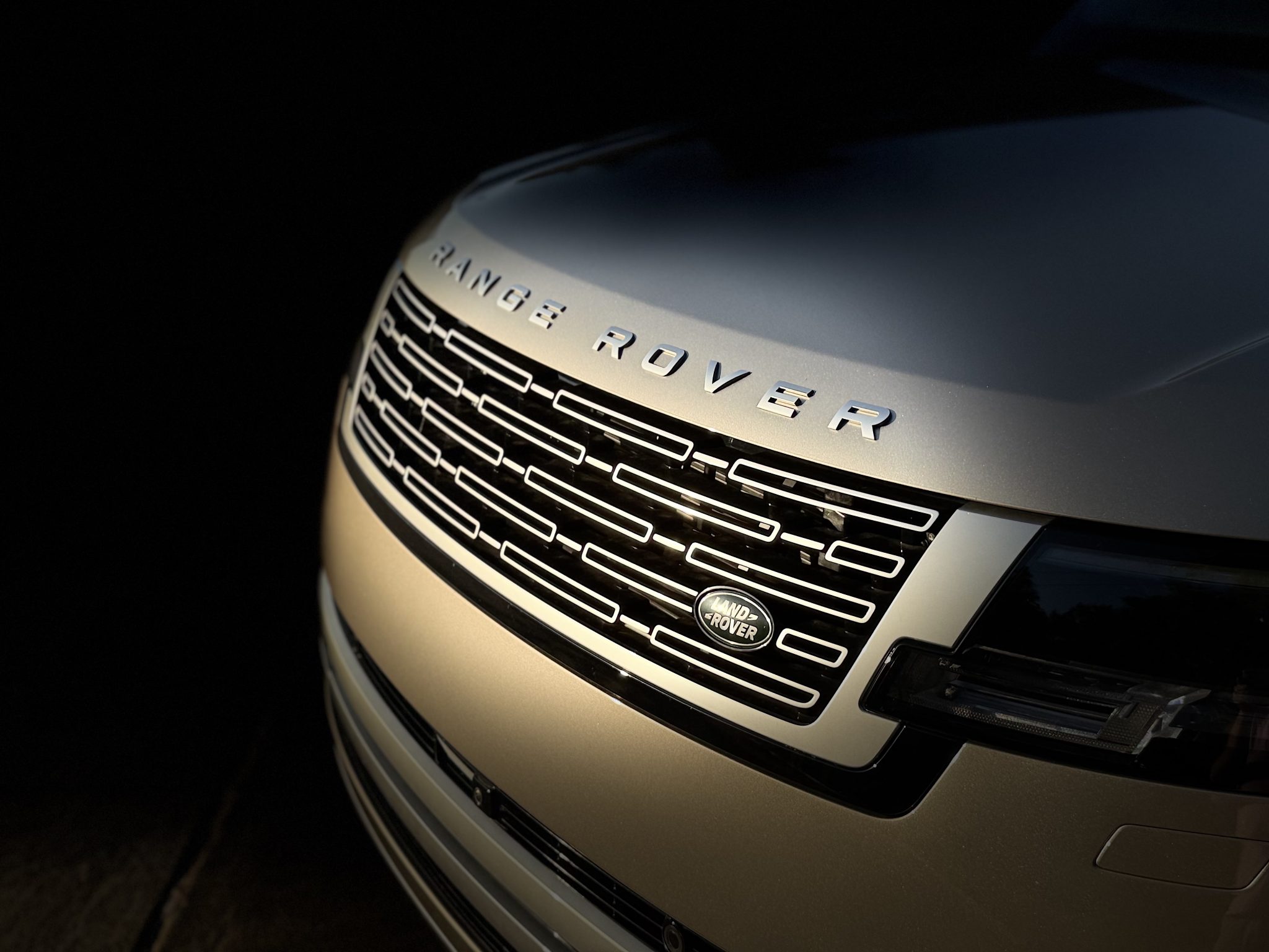 Logo Rang Rover 2025 Range Rover Autobiography | The Royal Texan